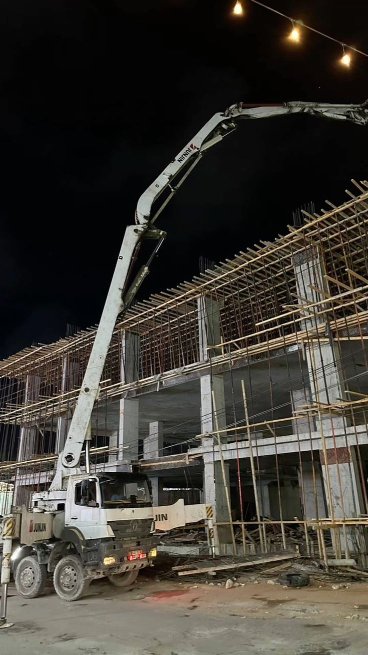 Night concrete pour